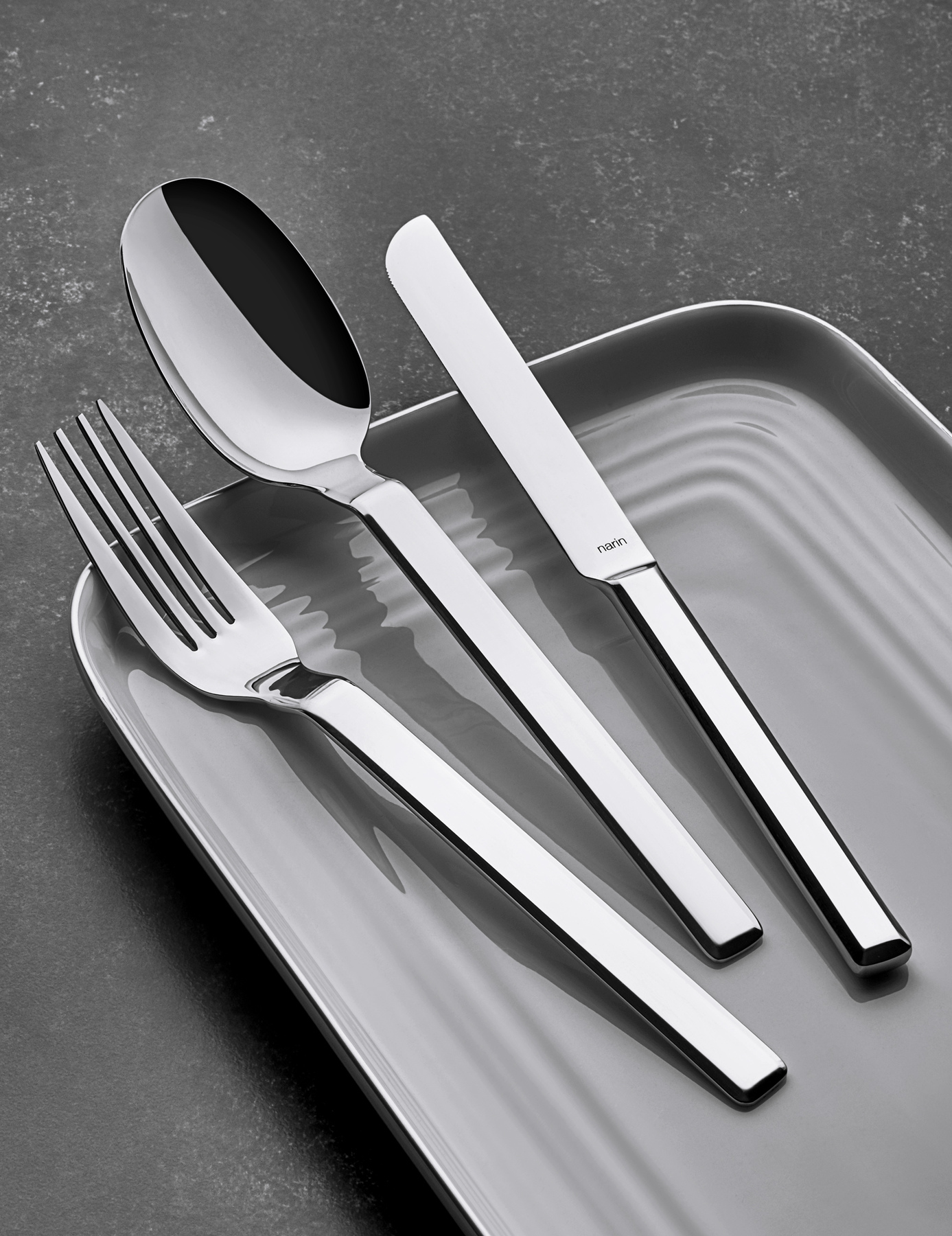 Linea - Plain - 24 Pieces Set